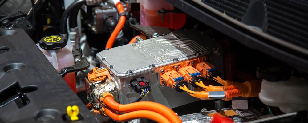 electric-car-engine-motor-drive-unit-of-an-electri-5TU3NYP-1